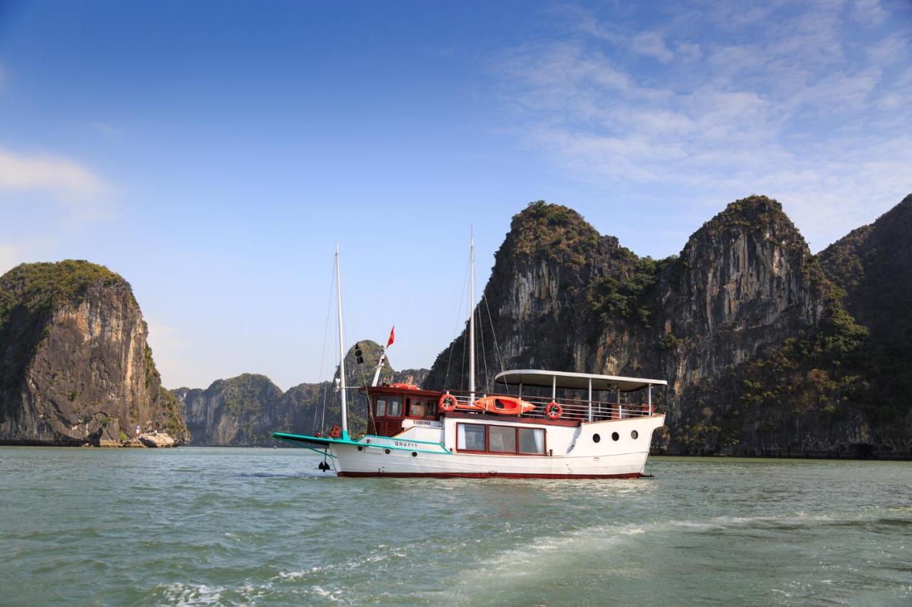 Emeraude Classic Cruises Халонг Экстерьер фото